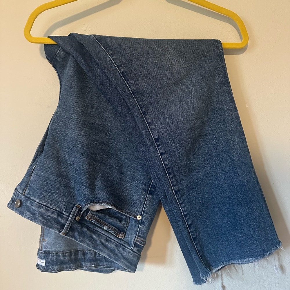 Good American Dark Blue Cropped Jeans